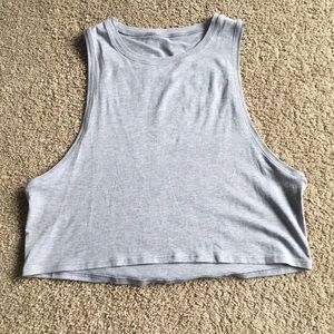 Lululemon cropped workout tank